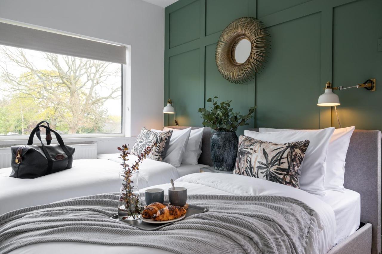 Large Luxury Solihull House - The Residence - Close To Nec - Sleeps 9 Kültér fotó