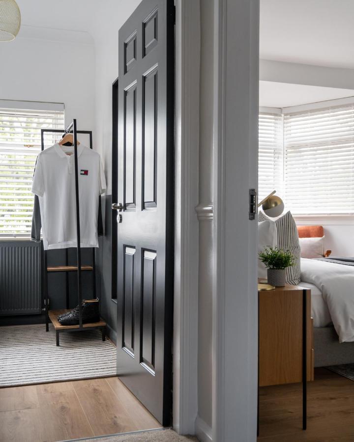 Large Luxury Solihull House - The Residence - Close To Nec - Sleeps 9 Kültér fotó