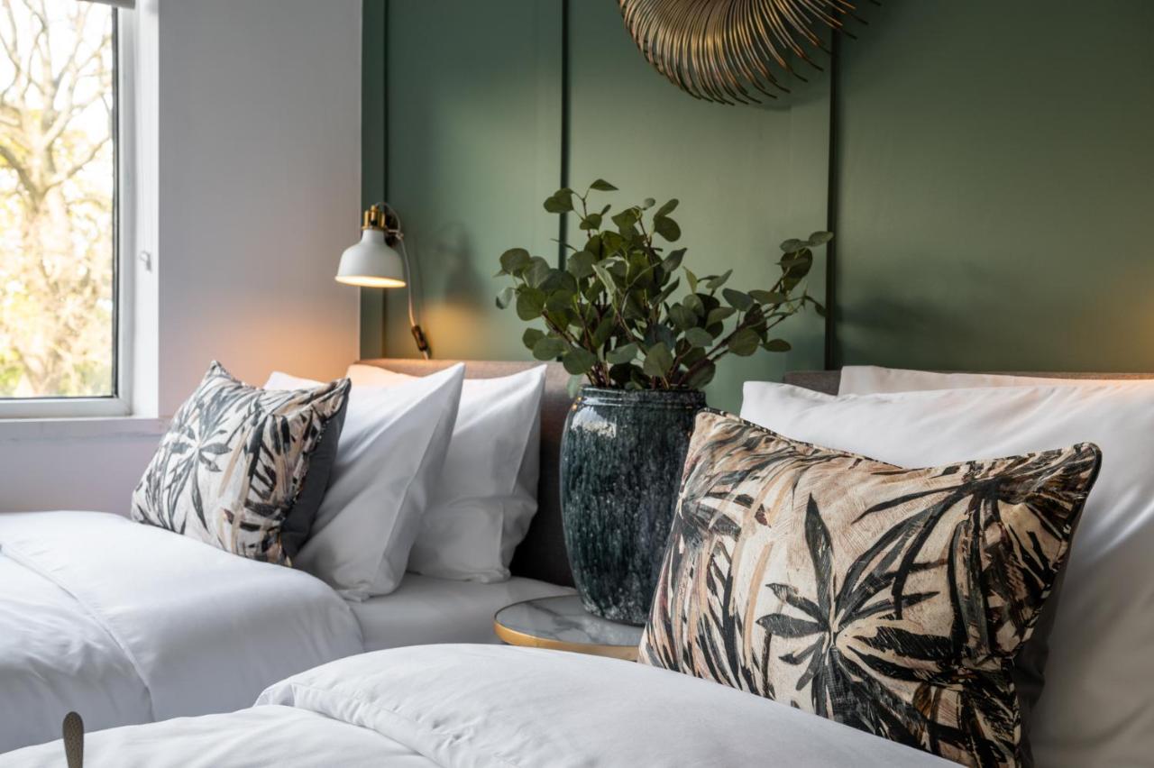 Large Luxury Solihull House - The Residence - Close To Nec - Sleeps 9 Kültér fotó